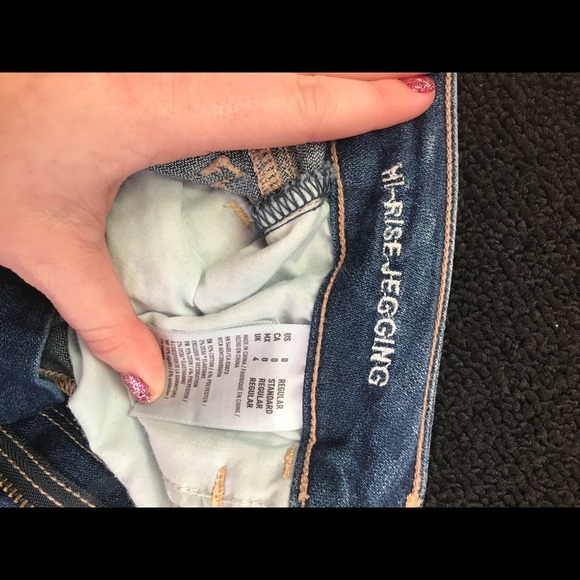 American Eagle Ankle Length Skinny Jeans - Picture 4 of 4
